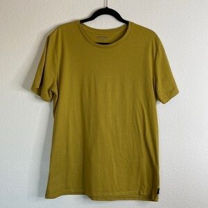 Richer Poorer T-Shirt men’s short sleeve extra-large